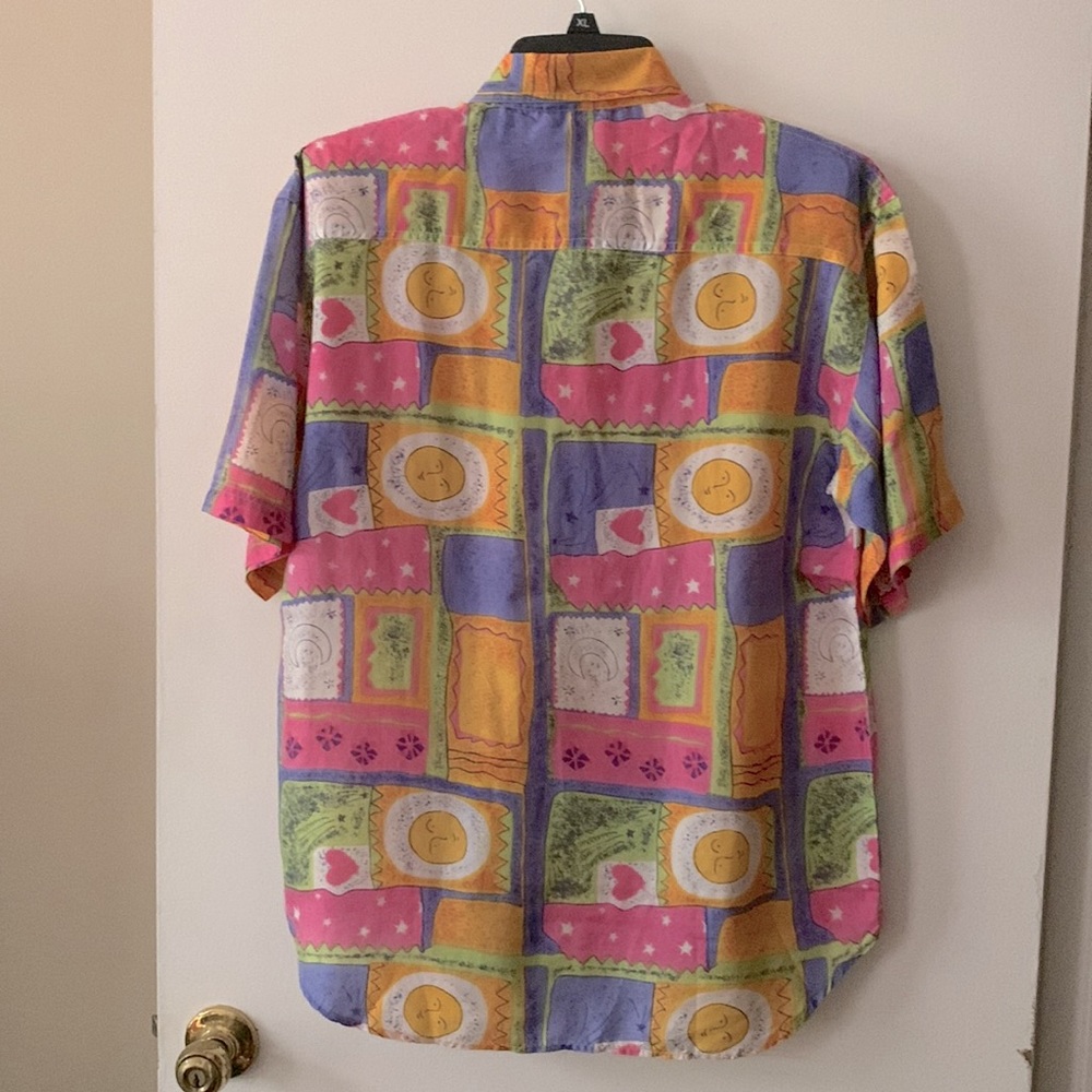 New CROQUET 100% silk short sleeve top. - Picture 3 of 7